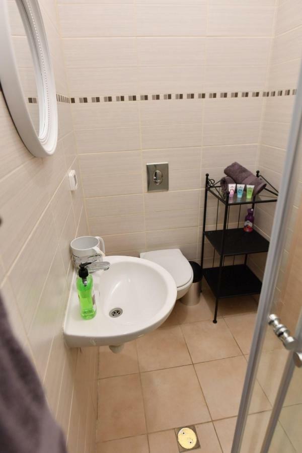 Saidoff, Amazing 4 Bedroom 3 Bath In City Center, Pool, Parking!!! Jerusalem Eksteriør bilde